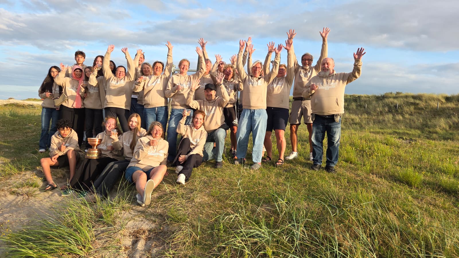 go Gruppenbild_02.jpeg