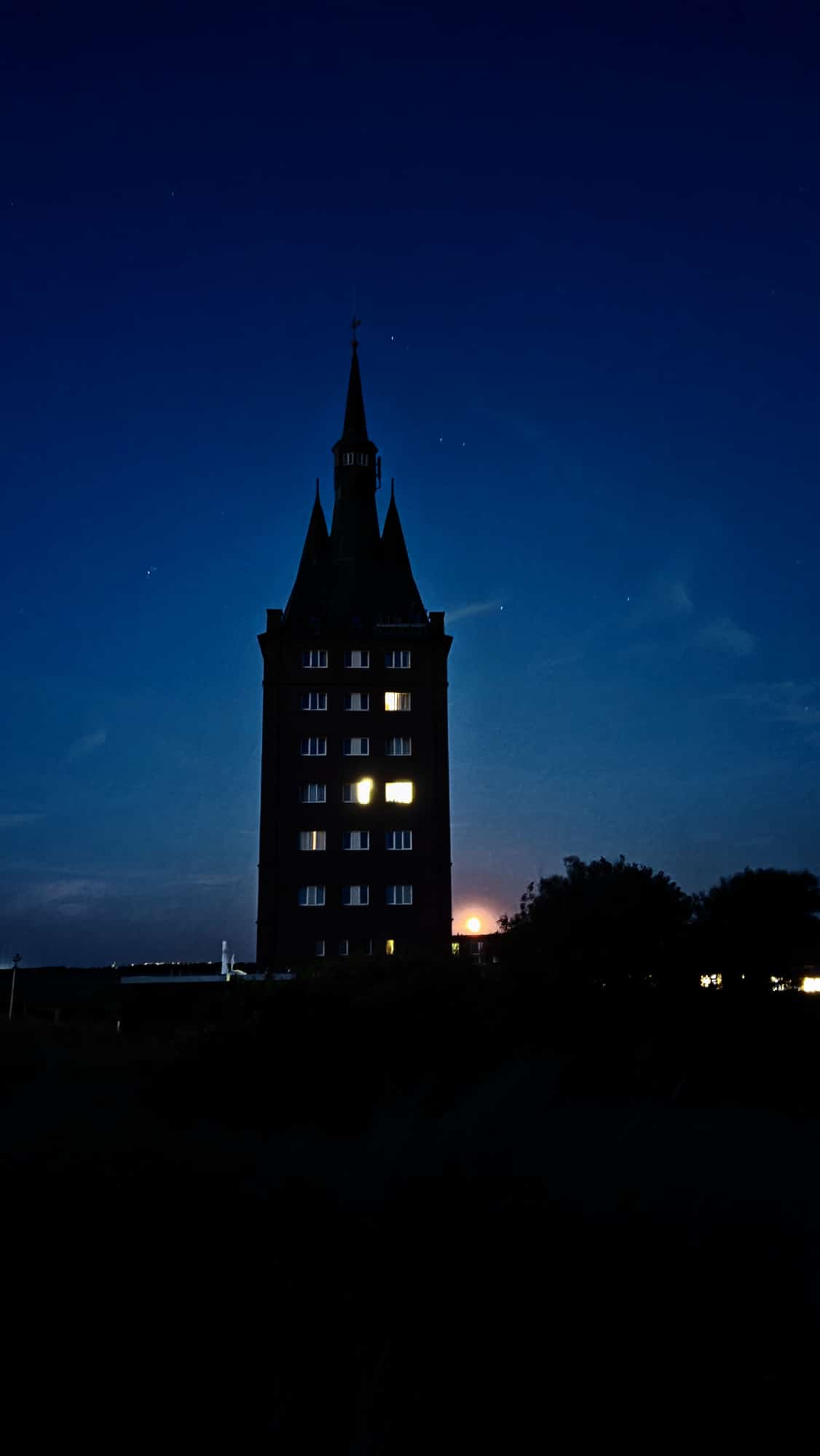 go Westturm.jpeg